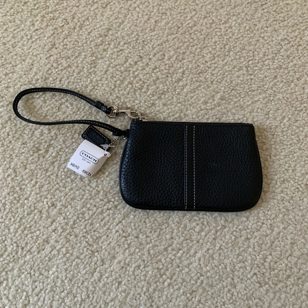 Vintage Coach Pebble Leather Wristlet